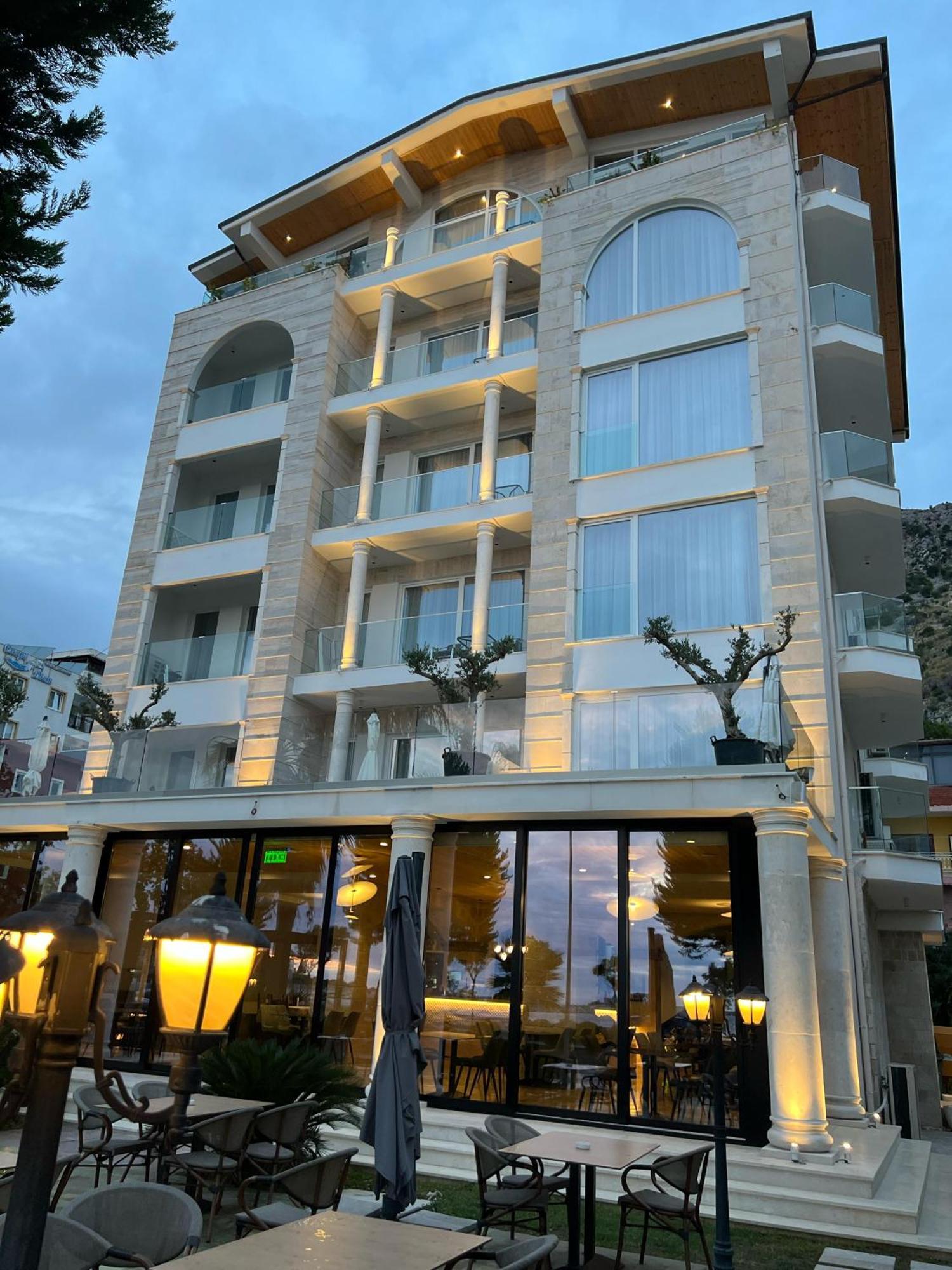 Trevi Hotel & Restorant, Shengjin Exterior photo
